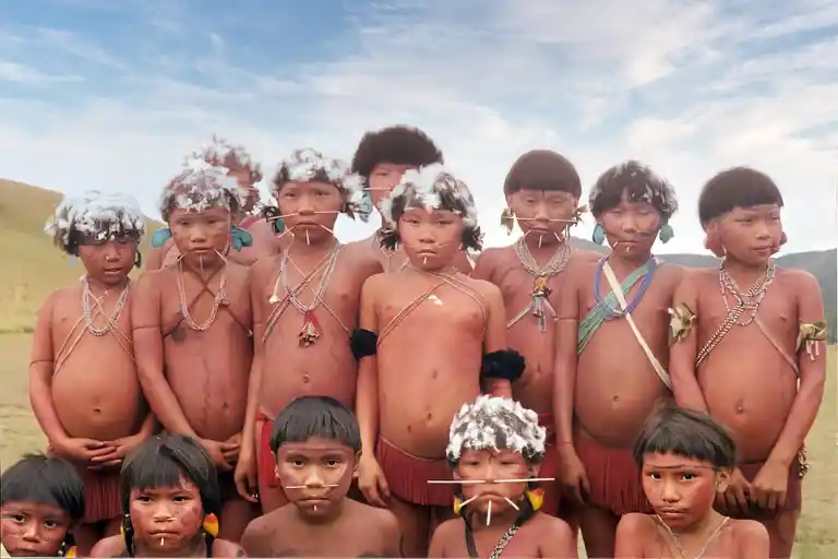 Indígenas Brasileiros - Crianças Ianomani